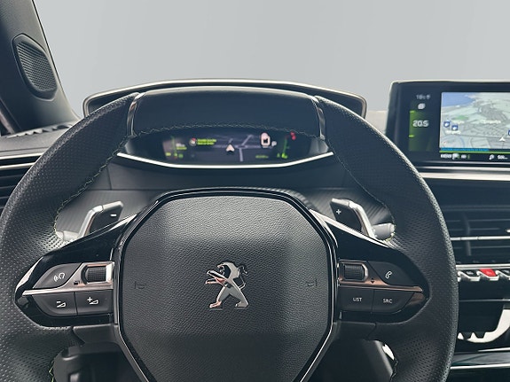 Peugeot 2008 14 of 15