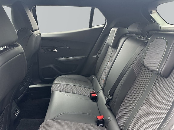 Peugeot 2008 10 of 15
