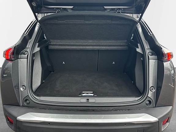 Peugeot 2008 7 of 15