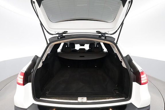 Mercedes-Benz E220 26 of 27