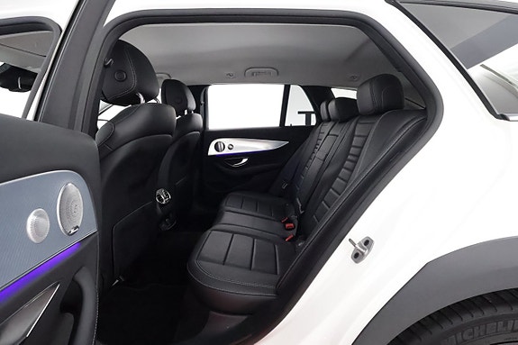 Mercedes-Benz E220 12 of 27
