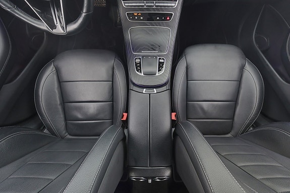 Mercedes-Benz E220 14 of 27