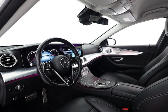 Mercedes-Benz E220 11 of 27