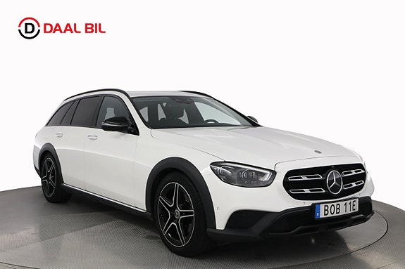 Mercedes-Benz E220 3 of 27
