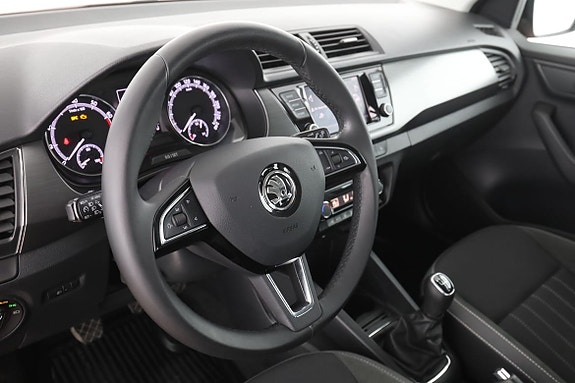 Skoda Fabia 12 of 30