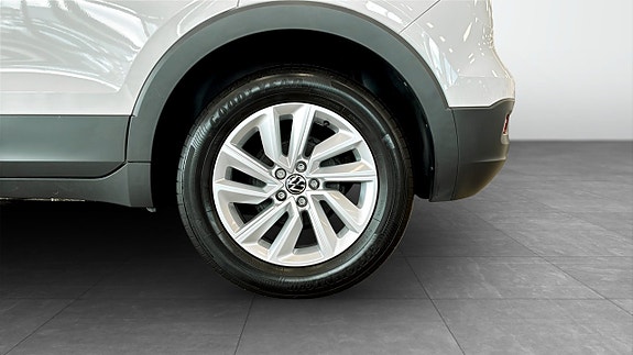 Volkswagen T-Cross 6 of 12