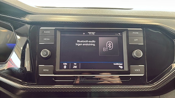 Volkswagen T-Cross 9 of 12
