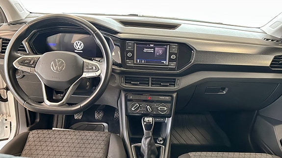 Volkswagen T-Cross 10 of 12