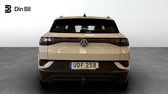 Volkswagen ID.4 5 of 14