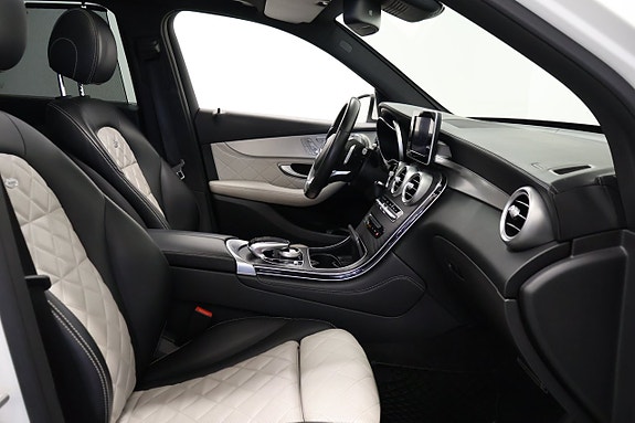 Mercedes-Benz GLC250 d 11 of 24