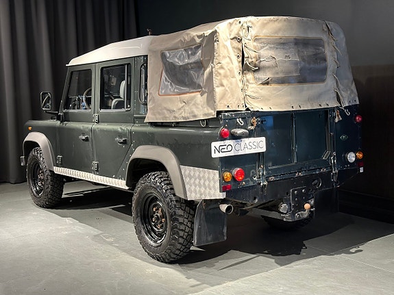 Land Rover Defender 110 3 of 18