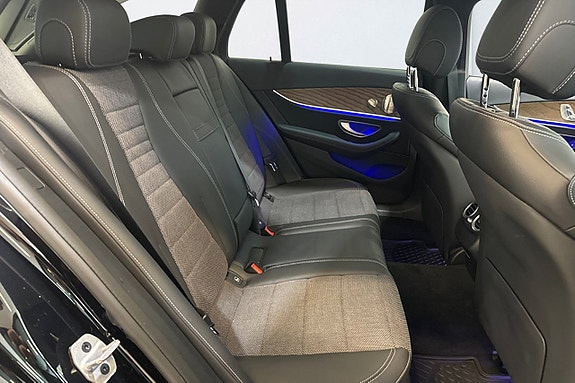 Mercedes-Benz E300 8 of 14