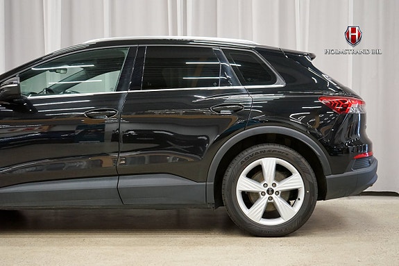 Audi Q4 e-tron 8 of 22