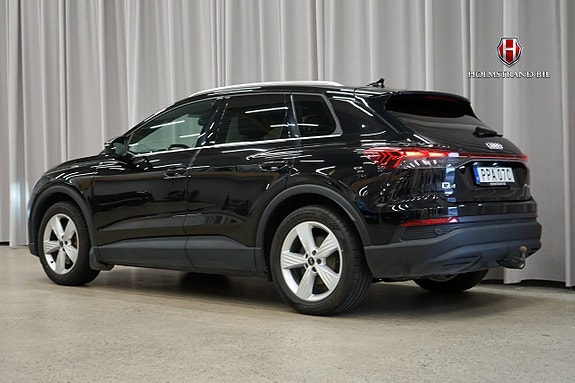 Audi Q4 e-tron 5 of 22