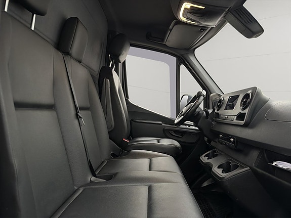 Mercedes-Benz Sprinter 317 27 of 30