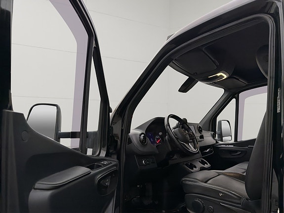 Mercedes-Benz Sprinter 317 16 of 30