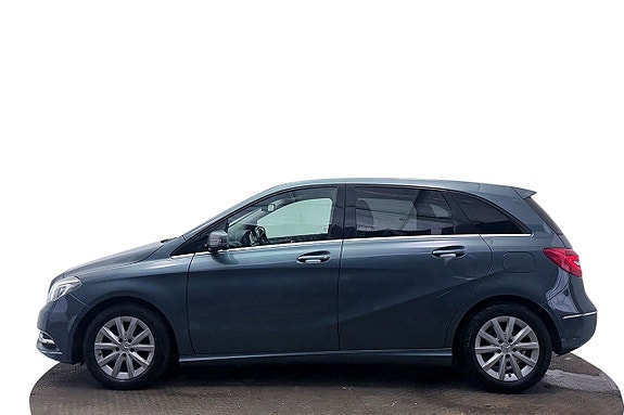 Mercedes-Benz B180 10 of 30