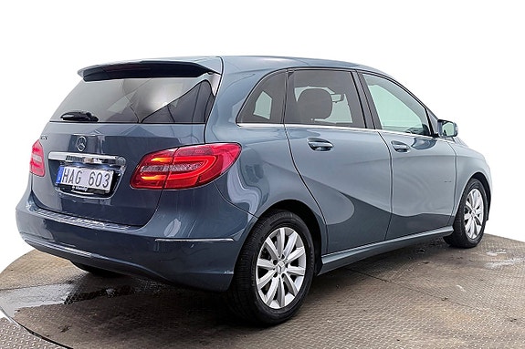 Mercedes-Benz B180 6 of 30