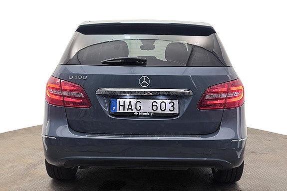 Mercedes-Benz B180 7 of 30