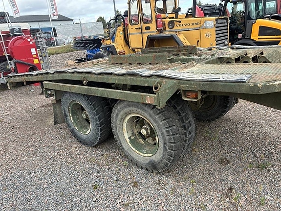Militärvagn maskintrailer 2 of 3