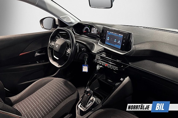 Peugeot 208 11 of 17