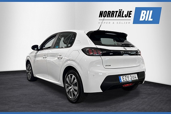 Peugeot 208 4 of 17