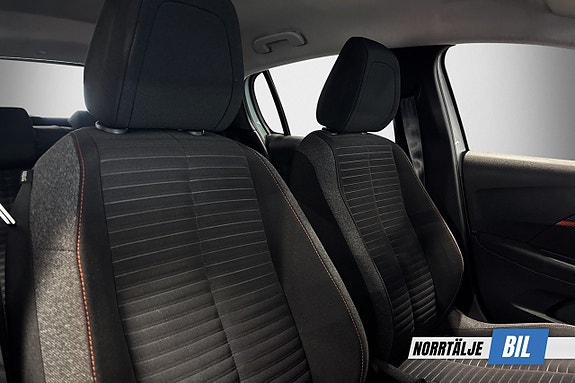 Peugeot 208 12 of 17