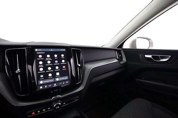 Volvo XC60 23 of 27