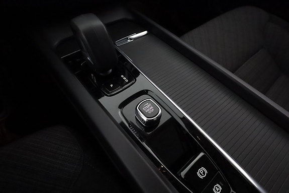 Volvo XC60 24 of 27