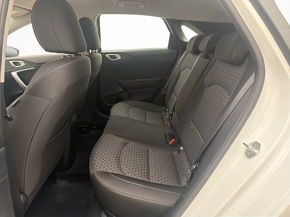 Kia Ceed 17 of 25