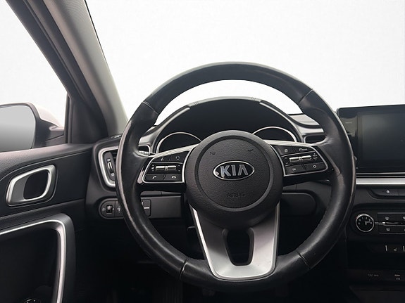 Kia Ceed 14 of 25