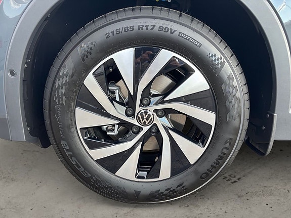 Volkswagen Tiguan 6 of 10