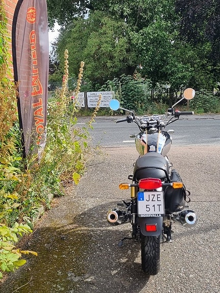 Royal Enfield Interceptor 650 Krom/Svart 5 of 5