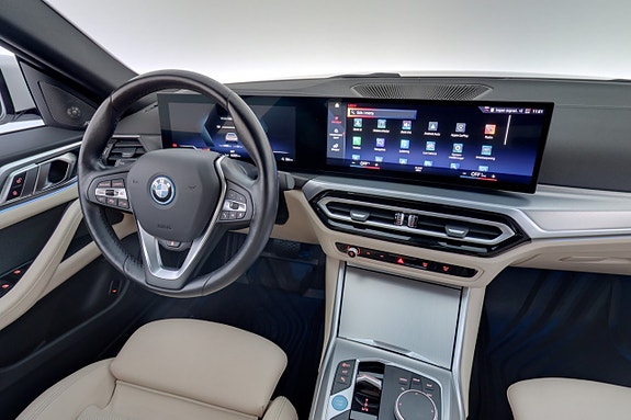 BMW i4 15 of 30