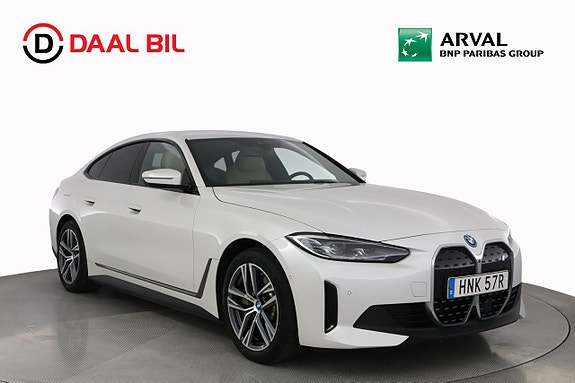 BMW i4 3 of 30