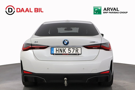 BMW i4 7 of 30