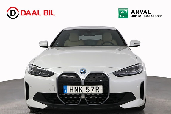 BMW i4 2 of 30