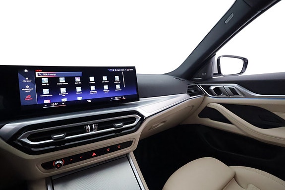 BMW i4 25 of 30