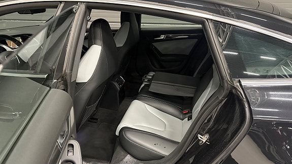 Audi S5 13 of 27