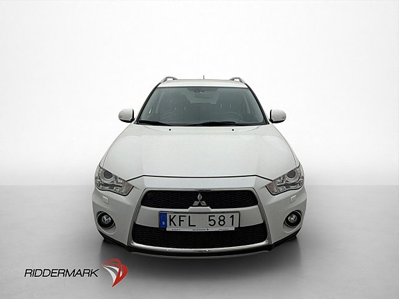 Mitsubishi Outlander 2 of 28