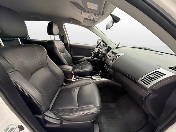 Mitsubishi Outlander 10 of 28
