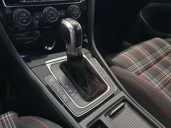 Volkswagen Golf I 16 of 19