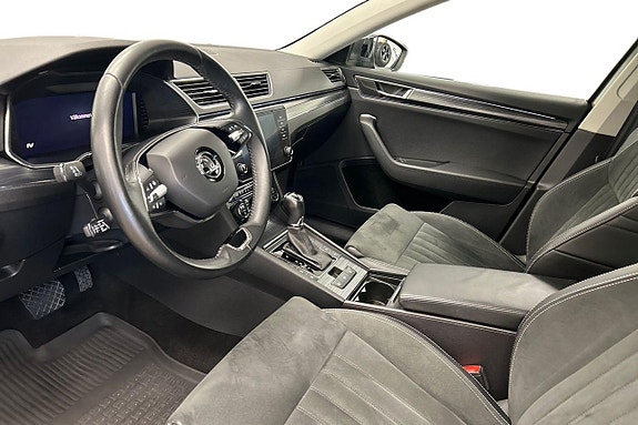 Skoda Superb 10 of 30