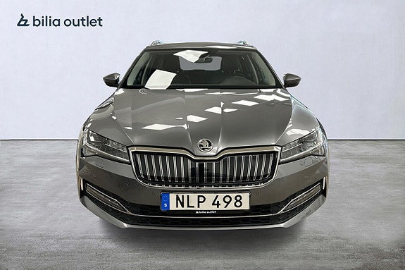 Skoda Superb 8 of 30