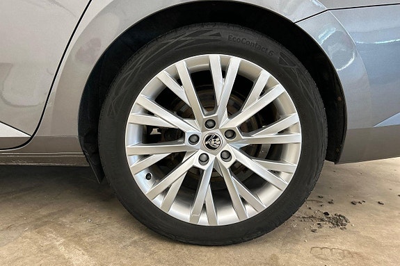 Skoda Superb 25 of 30