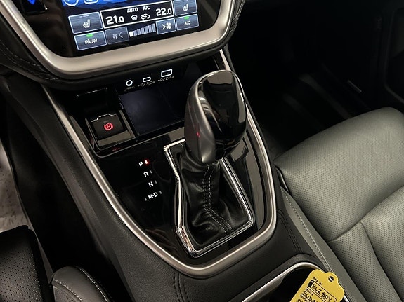 Subaru Outback 14 of 22