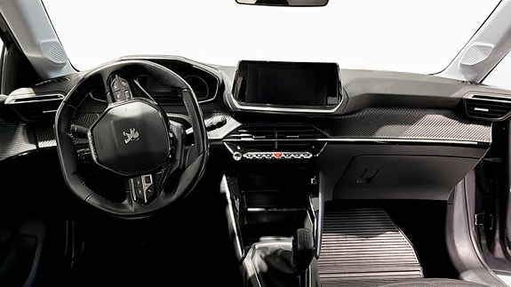 Peugeot 208 4 of 9