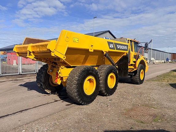 Volvo A 25 G 3 of 12