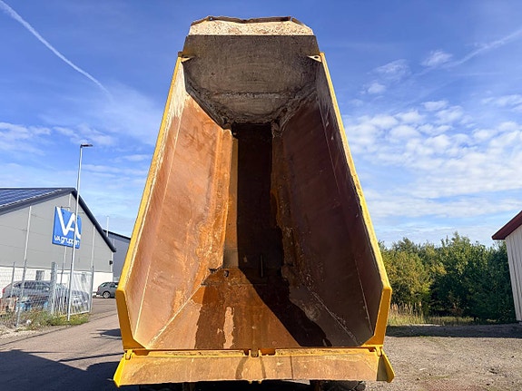 Volvo A 25 G 10 of 12