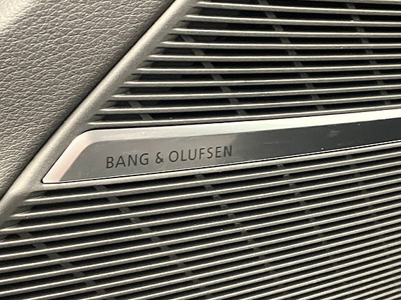 Audi Q8 15 of 16
